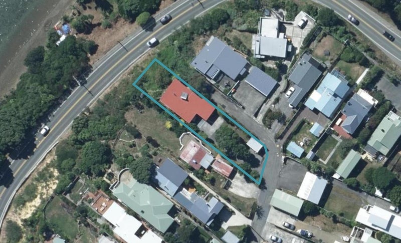 65 Bayview Road, Paremata, Porirua - Carousel 1