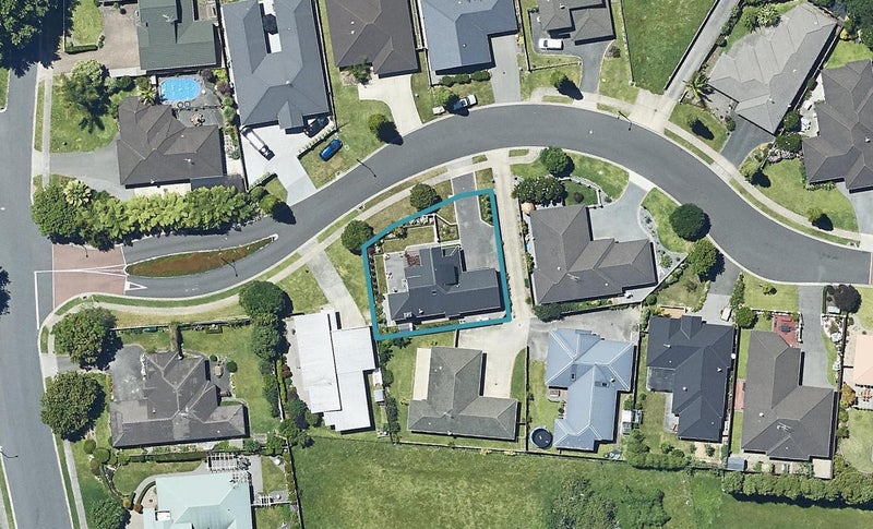 4 Edwin Grove, Bethlehem, Tauranga - Carousel 1