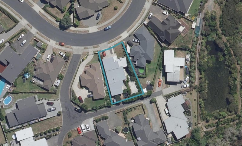 44 Coleraine Drive, Rototuna, Hamilton - Carousel 1