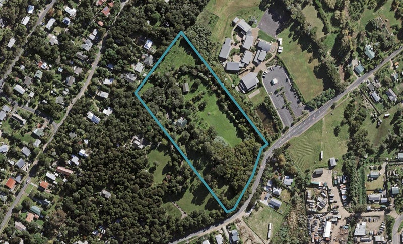 24 Sea View Road, Ostend, Waiheke Island - Carousel 1