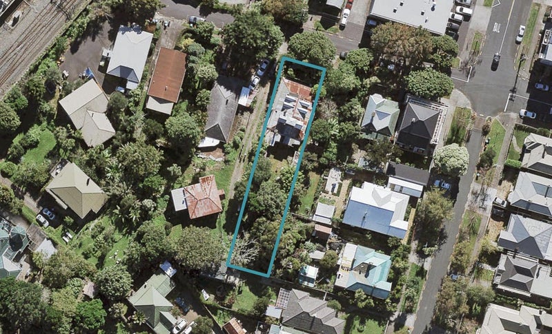 22 Tawari Street, Mount Eden, Auckland - Carousel 1