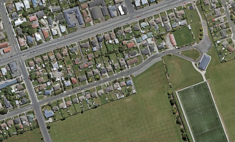 162 Islington Street, Turnbull Thomson Park, Invercargill - Carousel 1