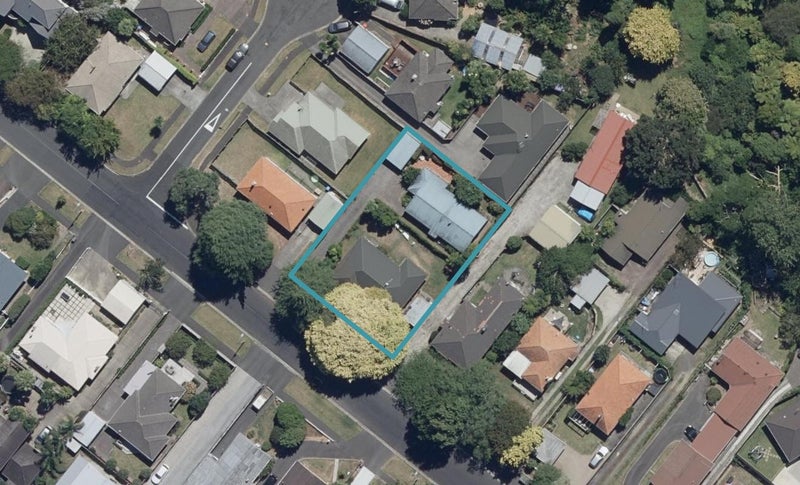 50 Casey Avenue, Fairfield, Hamilton - Carousel 1