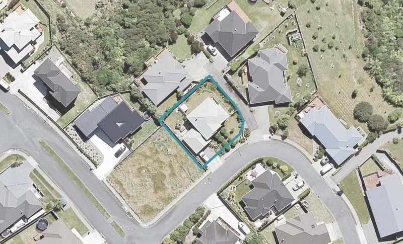 3 McEwen Crescent, Riverstone Terraces, Upper Hutt - Carousel 1