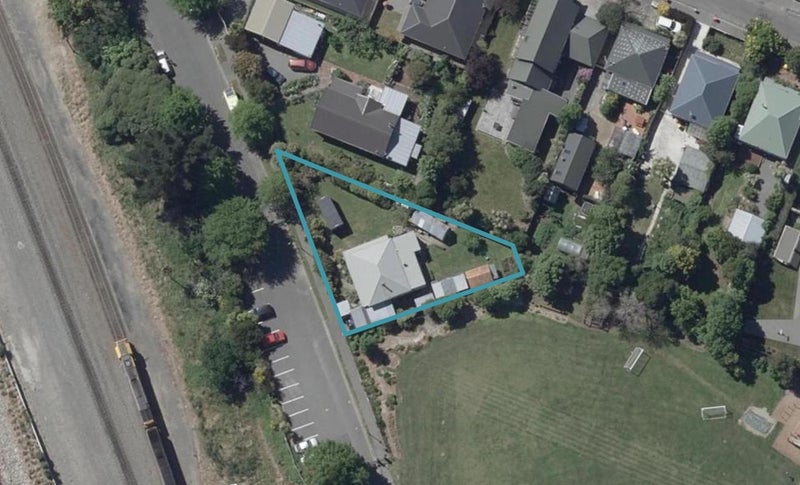 8 Station Road, Heathcote Valley, Christchurch - Carousel 1