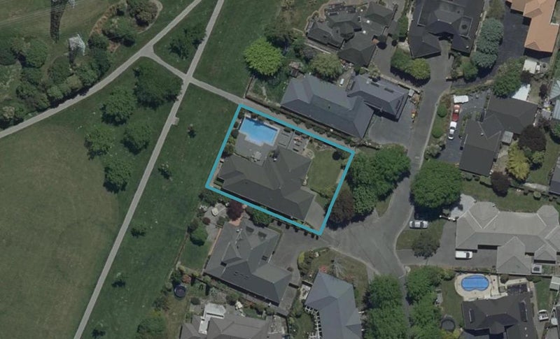 7 Arundel Gate, Avonhead, Christchurch - Carousel 1