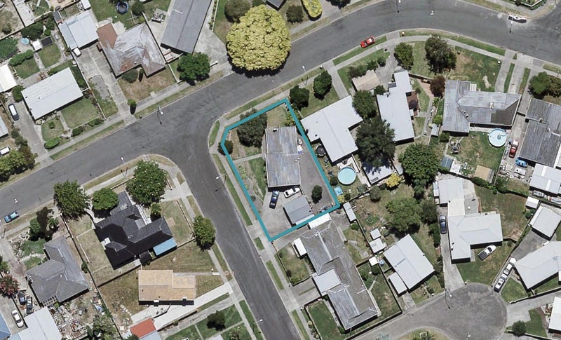 1 Sutherland Street, Tamatea, Napier - Carousel 1