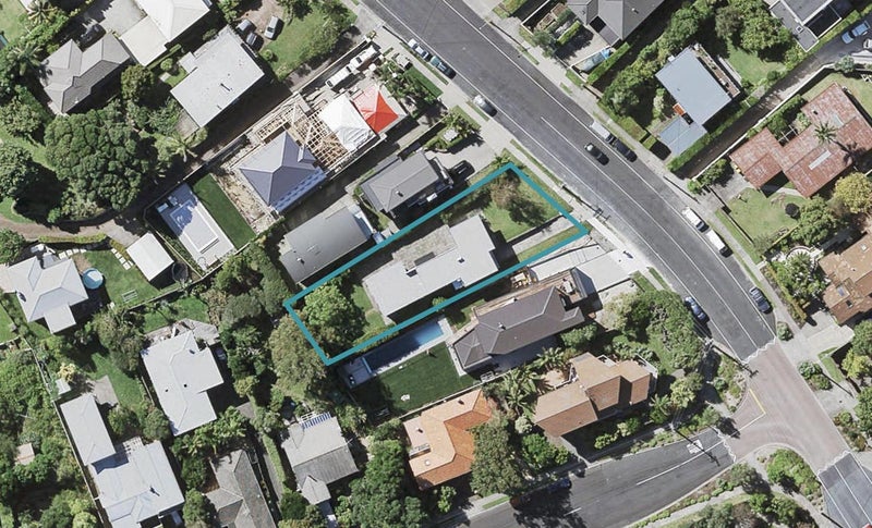 35 Seacliffe Avenue, Belmont, Auckland - Carousel 1