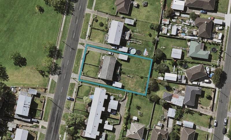 37A Hills Road, Otara, Auckland - Carousel 1