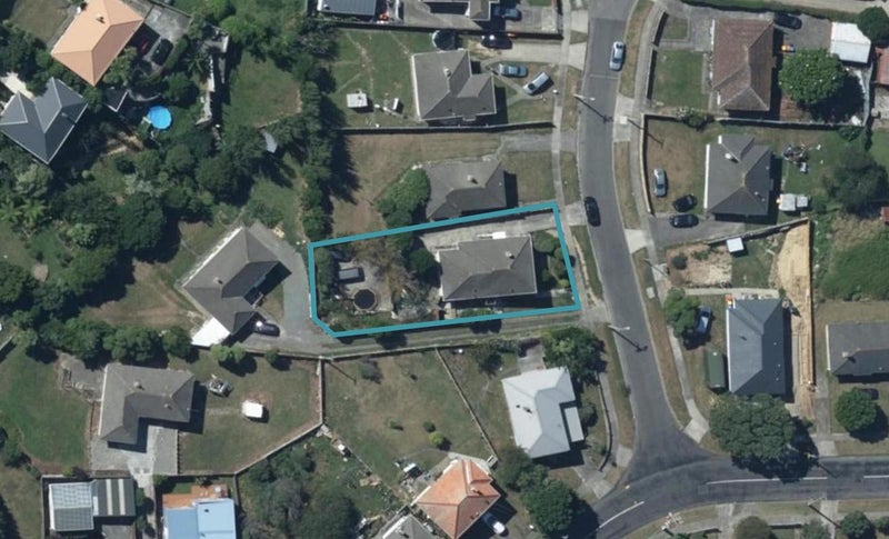 5 Muturangi Grove, Elsdon, Porirua - Carousel 1