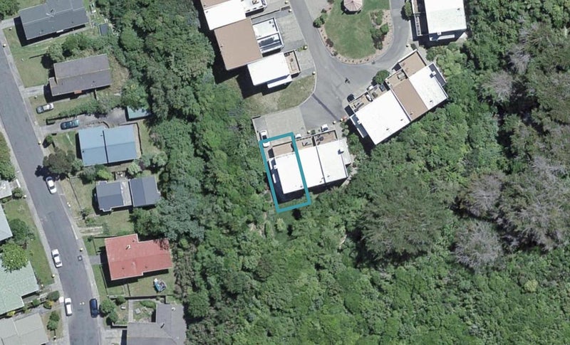26 Saddleback Grove, Karori, Wellington - Carousel 1