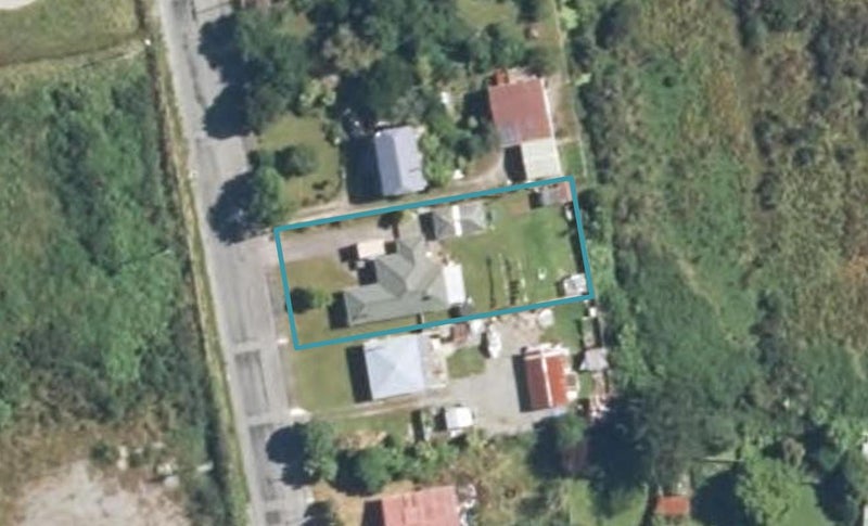 8 Golf Links Road, Kaiata, Greymouth - Carousel 1