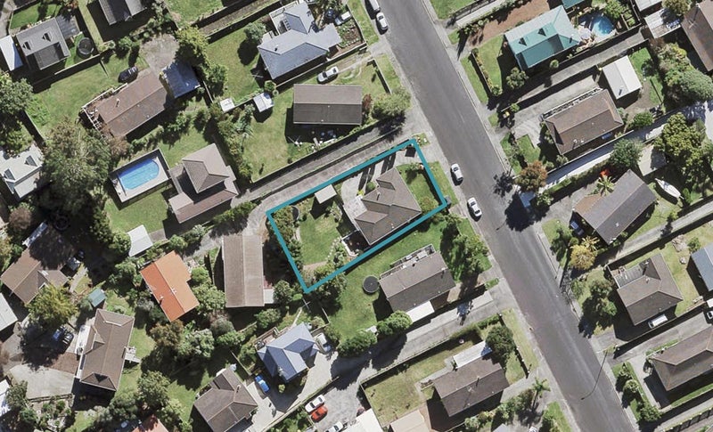 84 Lynn Road, Bayview, Auckland - Carousel 1