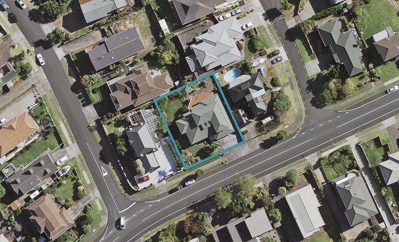 66 Eugenia Rise, Totara Heights, Auckland - Carousel 1