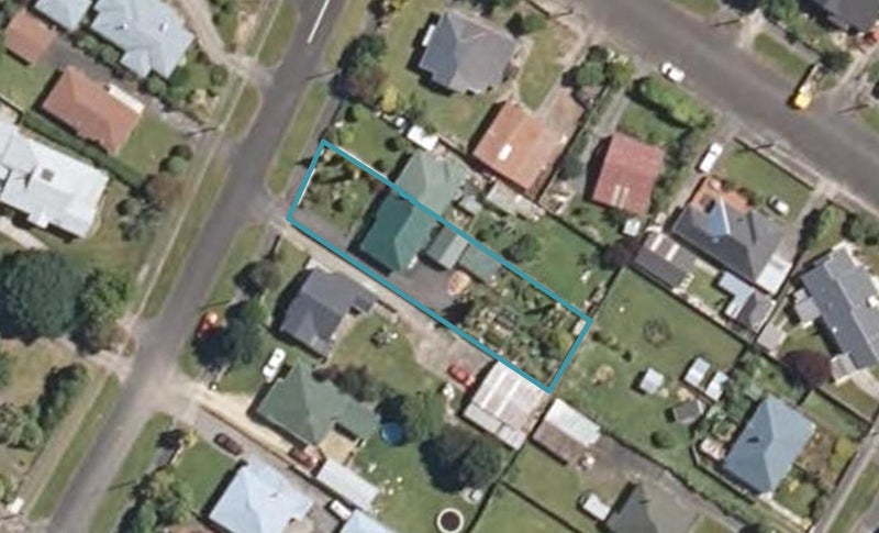 5 Sedcole Street, Pahiatua - Carousel 1