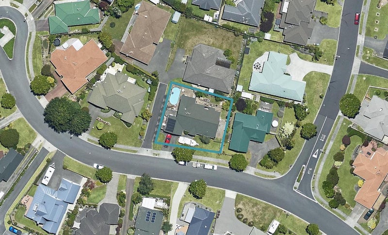 46 Stableford Drive, Pyes Pa, Tauranga - Carousel 1