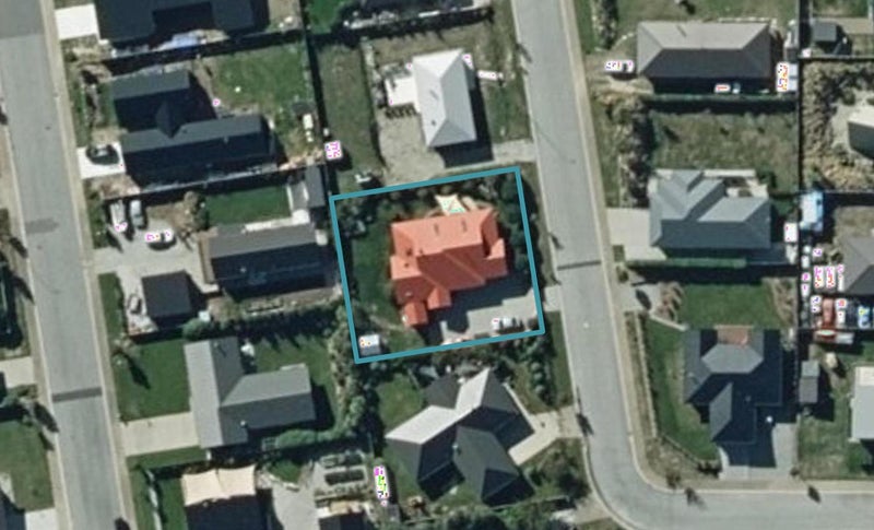11 Paradise Place, Wanaka - Carousel 1