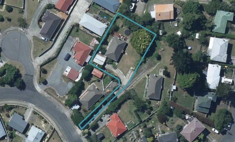112 Gear Terrace, Ranui, Porirua - Carousel 1