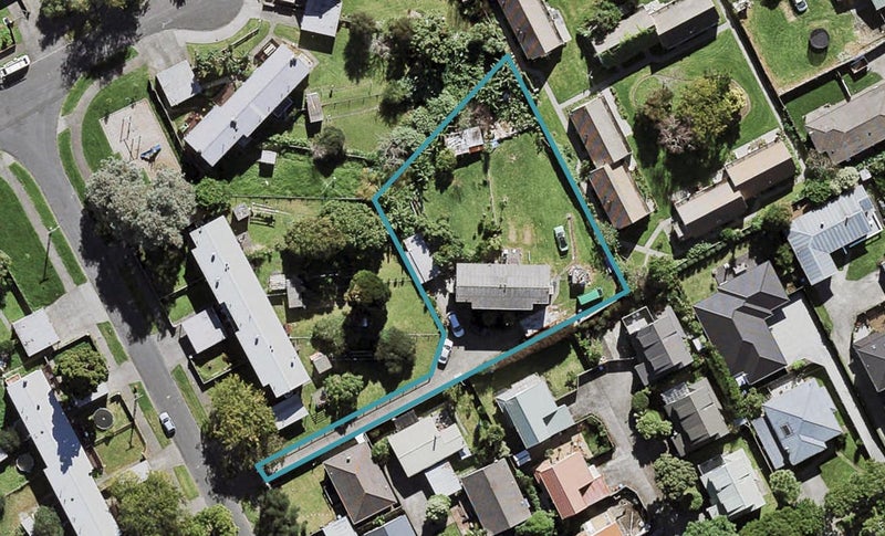 3 Bellgrove Place, Avondale, Auckland - Carousel 1