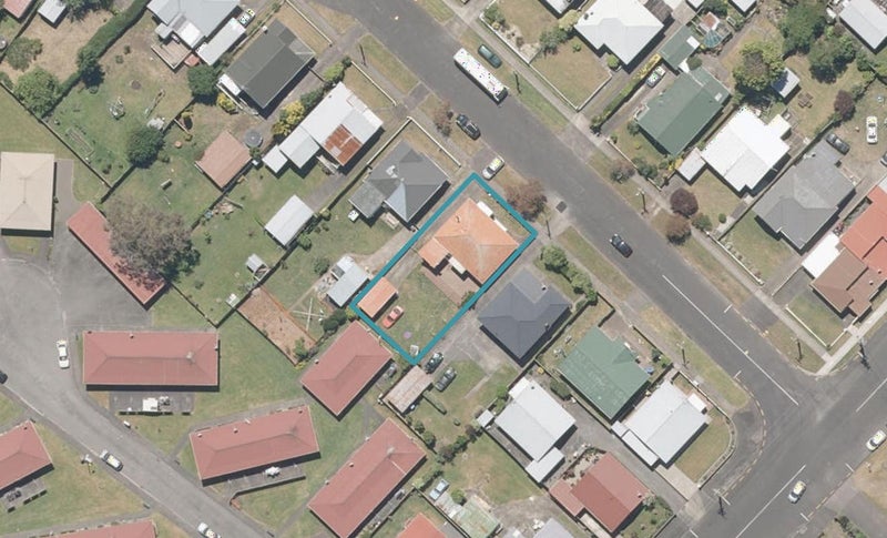 3 Rata Street, Gonville, Whanganui - Carousel 1