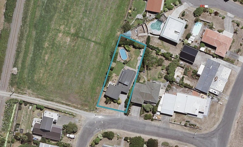 15 Thurley Place, Bay View, Napier - Carousel 1
