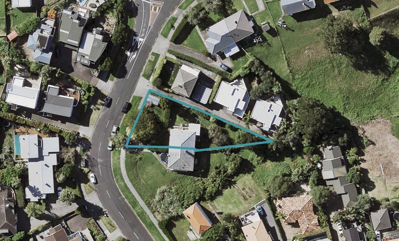 23 Kurahaupo Street, Orakei, Auckland - Carousel 1