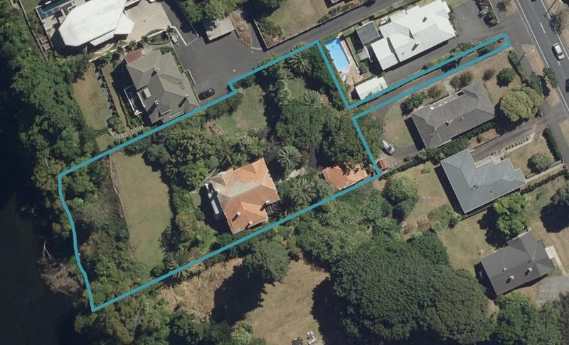 243 River Road, Claudelands, Hamilton - Carousel 1