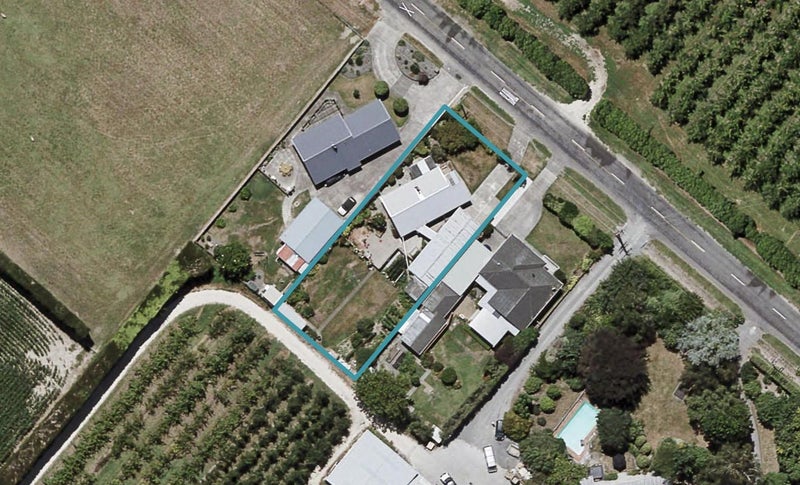 24 Tollemache Road East, Longlands, Hastings - Carousel 1