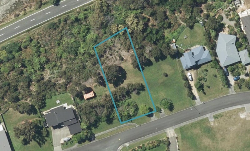 14 Ruataniwha Drive, Collingwood - Carousel 1