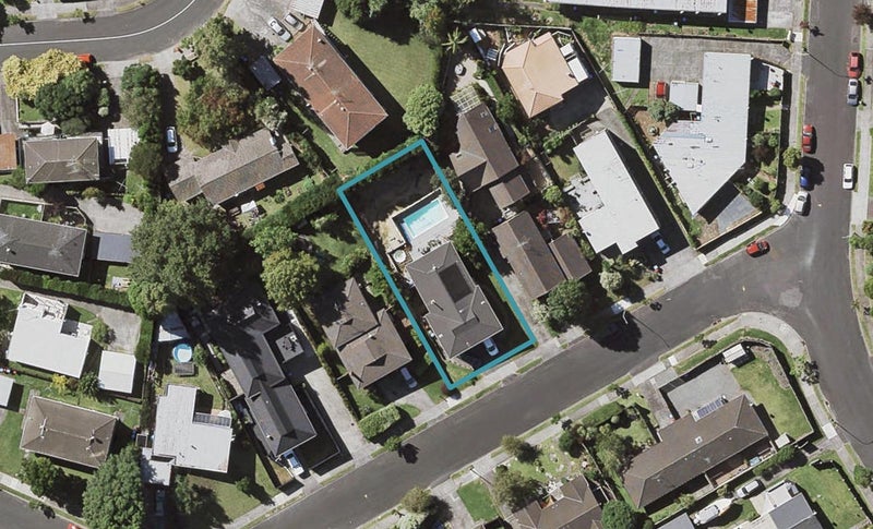 10 Steele Street, Meadowbank, Auckland - Carousel 1