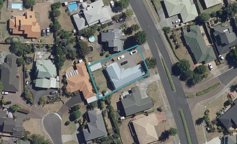 252 Grandview Road, Western Heights, Hamilton - Carousel 1