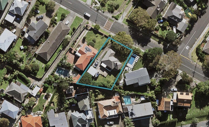 99 Carlton Street, Hillsborough, Auckland - Carousel 1