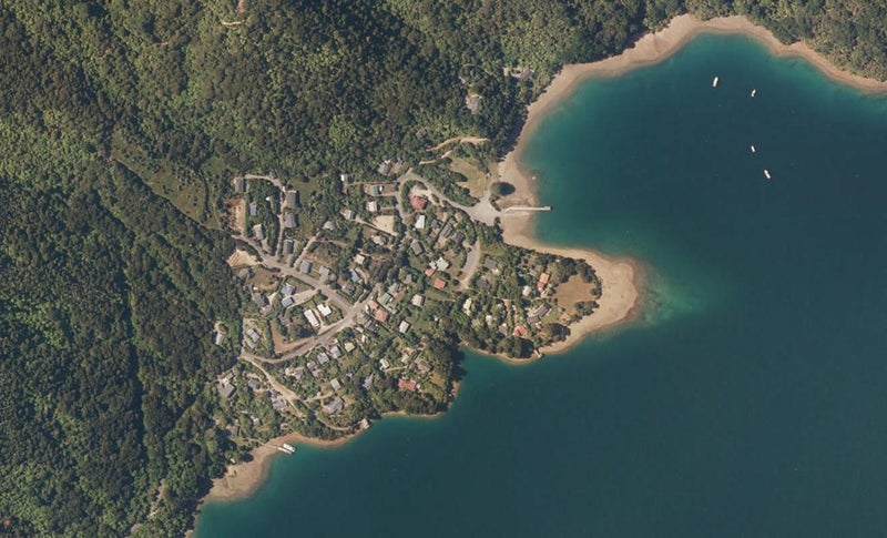 8 Kamahi Road, TENNYSON INLET - Carousel 1