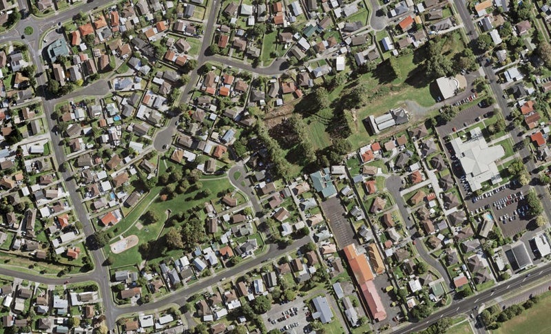 9E Selago Place, Manurewa, Auckland - Carousel 1