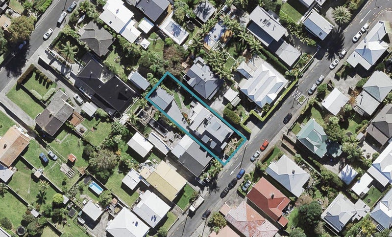 15 Peel Street, Westmere, Auckland - Carousel 1
