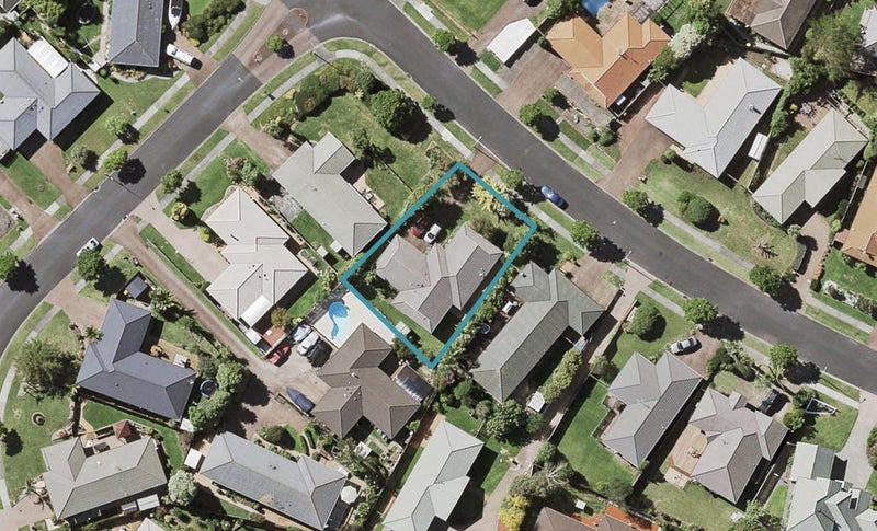 50 Frank Nobilo Drive, Golflands, Auckland - Carousel 1