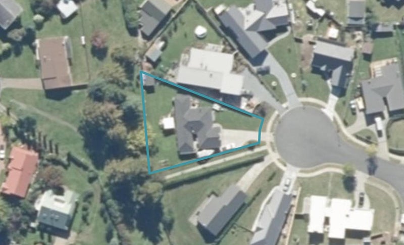 9 Nursery Lane, Kinloch, Taupō - Carousel 1