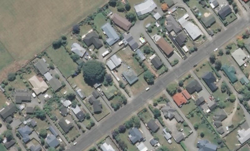27 CAMPBELL ST - Carousel 1