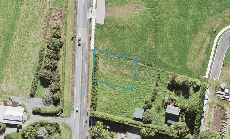1179 Coatesville-Riverhead Highway, Kumeu - Carousel 1