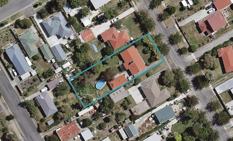 4 Memorial Park Avenue, Haumoana, Haumoana - Carousel 1