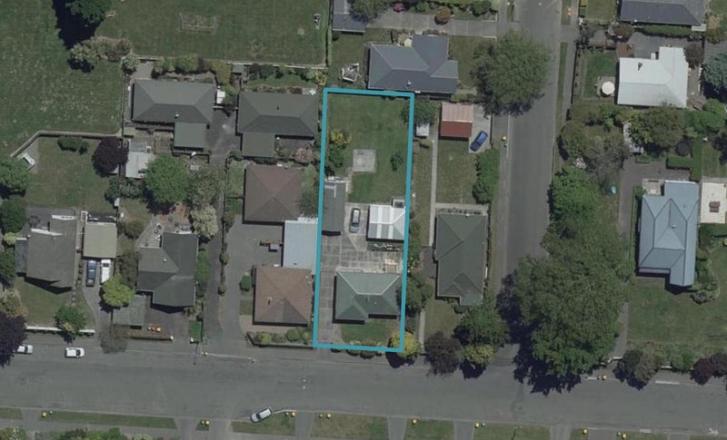 15 Winters Road, Redwood, Christchurch - Carousel 1