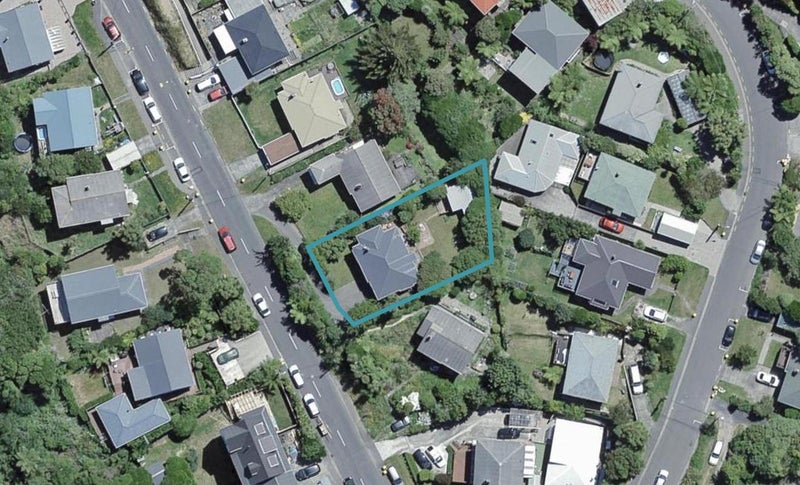 27 Victory Avenue, Karori, Wellington - Carousel 1