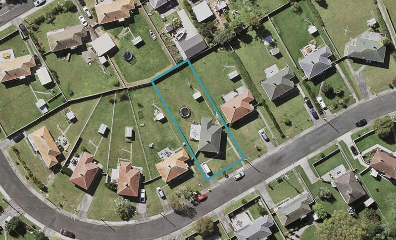 44 Plymouth Crescent, Bayswater, Auckland - Carousel 1