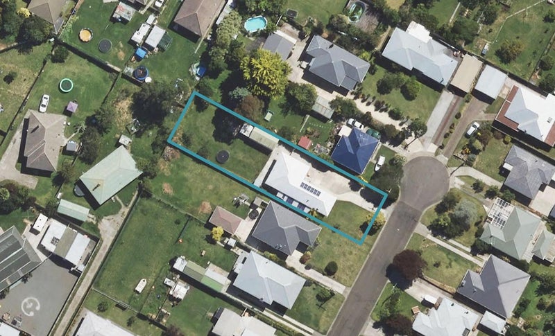 8 Lewis Street, Kaiti, Gisborne - Carousel 1