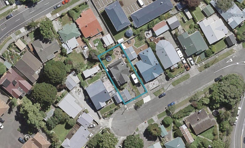 5 Williams Grove, Melling, Lower Hutt - Carousel 1