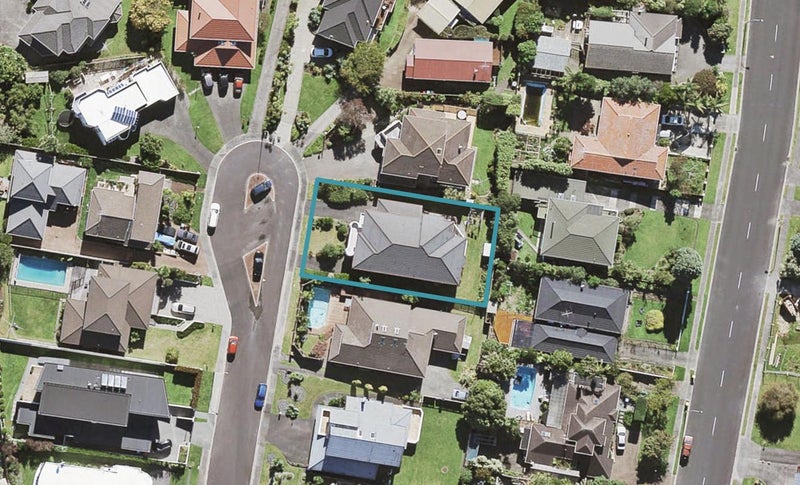 9 Ascania Place, Lynfield, Auckland - Carousel 1