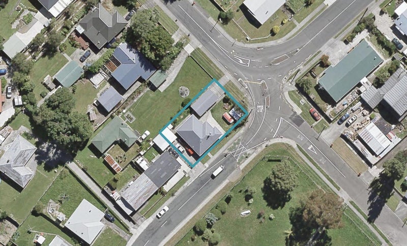 44 Moeraki Road, Maoribank, Upper Hutt - Carousel 1