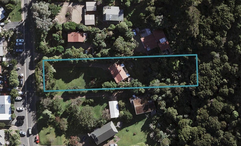 7 Erua Road, Ostend, Waiheke Island - Carousel 1