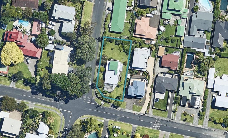 48 Lemon Grove Avenue, Otumoetai, Tauranga - Carousel 1