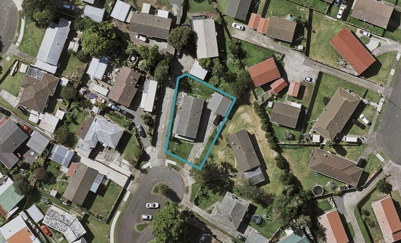 17 Ulay Place, Clover Park, Auckland - Carousel 1